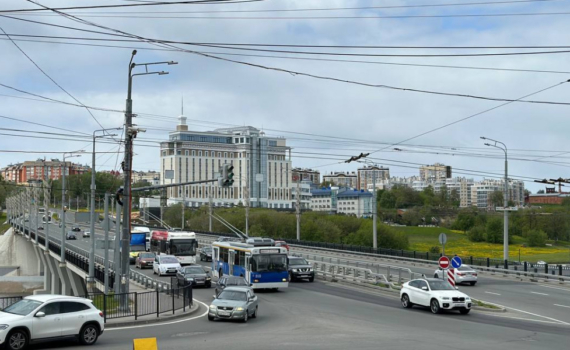 По мнению главы фракции ЛДПР в тульской Думе, чистого понятия «отечественный автомобиль» в России сегодня не существует По мнению главы фракции ЛДПР в тульской Думе, чистого понятия «отечественный автомобиль» в России сегодня не существует