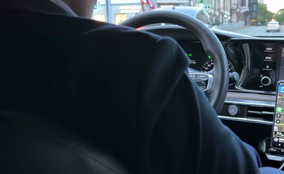 Чиновников лишат иномарок, но АВТОВАЗ в одиночку не справится с поставками Чиновников лишат иномарок, но АВТОВАЗ в одиночку не справится с поставками