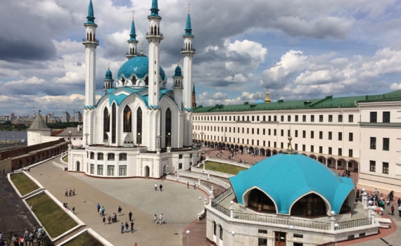 6 ноября отмечаем праздники: Конституции Татарстана, День менеджера, именинники и не только 6 ноября отмечаем праздники: Конституции Татарстана, День менеджера, именинники и не только