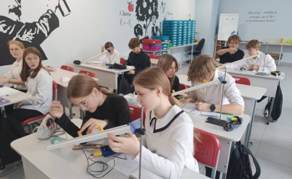 ММК поможет школьникам изучать современные цифровые технологии ММК поможет школьникам изучать современные цифровые технологии