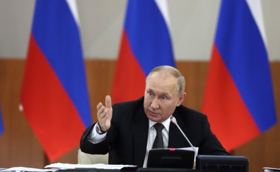 Решение украинского кризиса обсуждают на ПМЭФ с участием Путина Решение украинского кризиса обсуждают на ПМЭФ с участием Путина